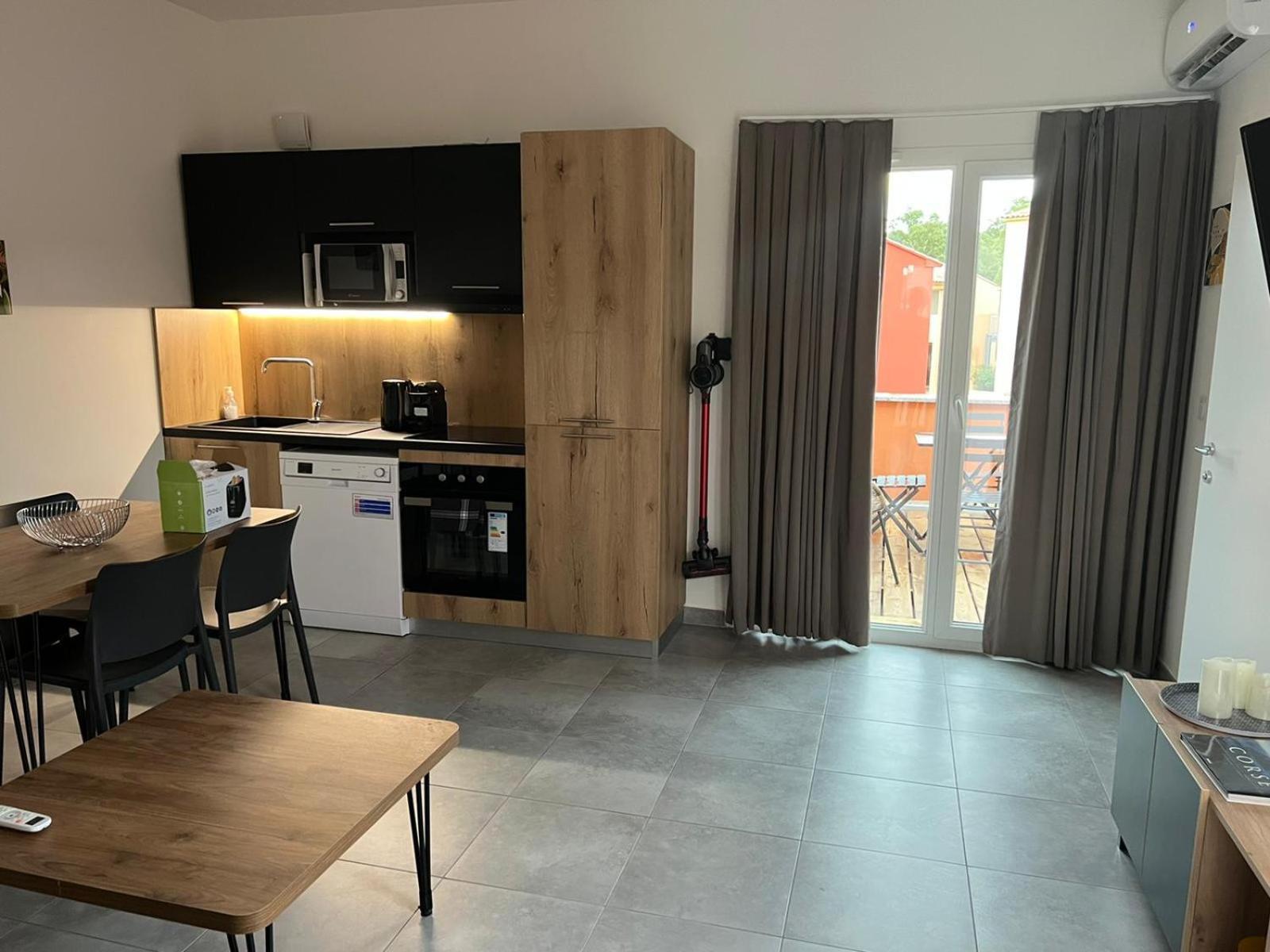Residence Hoteliere Les Hameaux De Saint Cyprien Appartement 35 M2 1 Chambre Lecci Exteriör bild